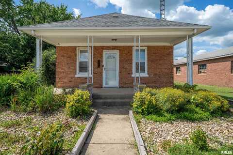121 S MAIN Street, Toluca, IL 61369