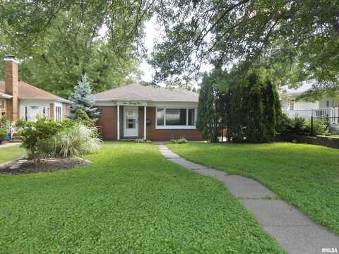 229 BROWN Street, Bettendorf, IA 52722