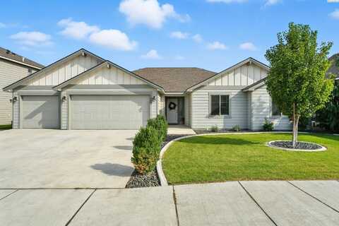 7909 Babine Dr, Pasco, WA 99301