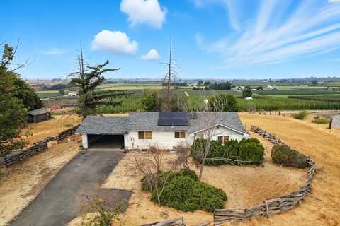 2300 Old Prosser Rd (OIE Hwy), Grandview, WA 98930