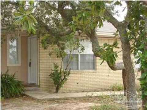 205 Mcclure Dr, Gulf Breeze, FL 32561