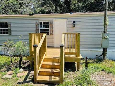 3200 Deloach Ln, Milton, FL 32570
