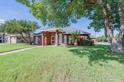 4905 Whitman Dr, Midland, TX 79705
