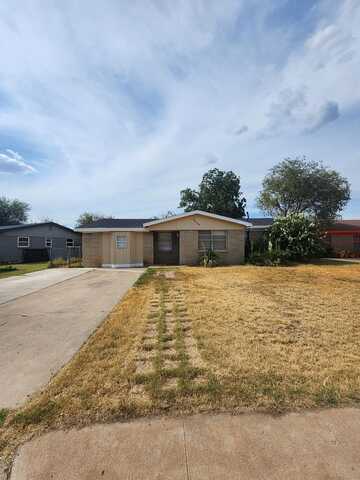 4510 Erie Dr, Midland, TX 79703
