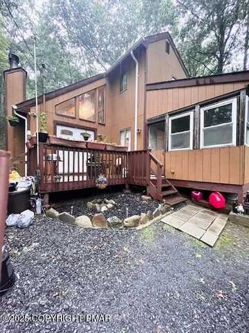 1450 Deer Run, Bushkill, PA 18324