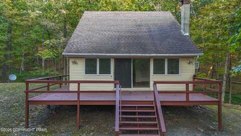 326 Otter Court, Bushkill, PA 18324