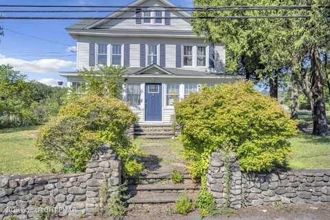 104 Sonnys Trail, Cresco, PA 18326