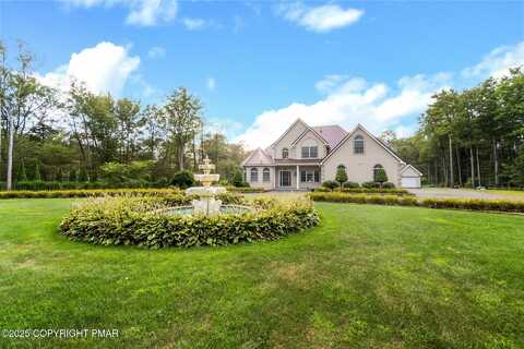 328 High Country Drive, Blakeslee, PA 18610