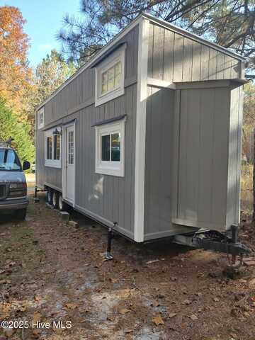 272 Windfall Way, West End, NC 27376