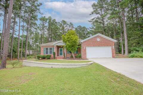 110 Willow Creek Lane, Pinebluff, NC 28373