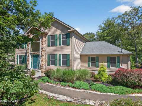 111 Iroquois Trail, Milford, PA 18337