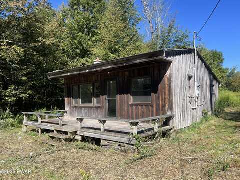 42 Dutchmans Road, Honesdale, PA 18431