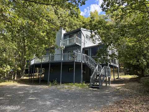 6471 Decker Road, Bushkill, PA 18324