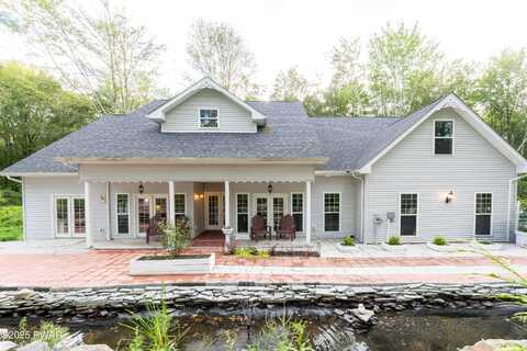 126 Blue Heron Way, Hawley, PA 18428