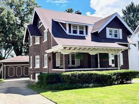 1021 E Lincoln, BELVIDERE, IL 61008