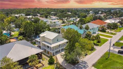 1831 NW 20th Avenue, Crystal River, FL 34428