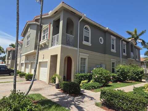 5869 Hampton Hills Blvd, Tamarac, FL 33321