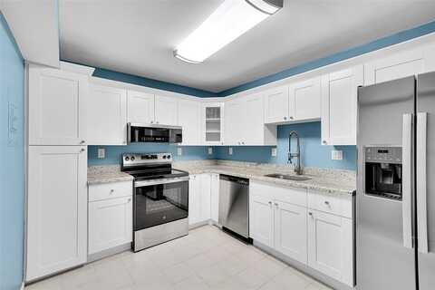 531 N Ocean Blvd, Pompano Beach, FL 33062