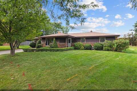 24 CARIBOU Court, APPLETON, WI 54911