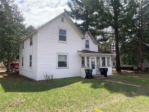1502 7th Street E, Menomonie, WI 54751