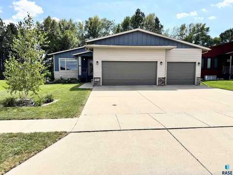 7801 W 65th St, Sioux Falls, SD 57106