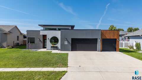 4309 N Ohio Ave, Sioux Falls, SD 57107