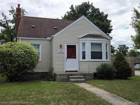 1489 West Boulevard, Berkley, MI 48072