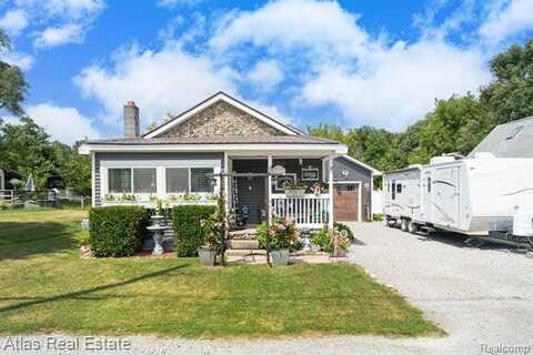 121 Ball Street, Ortonville, MI 48462