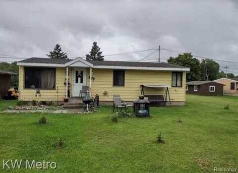 901 Lyle Street, Iron River, MI 49935