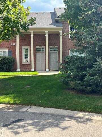 30208 Chesapeake Circle, Commerce Township, MI 48390