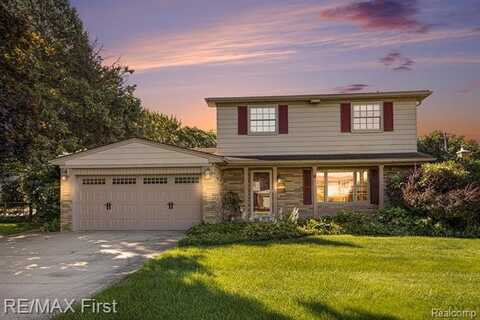 12284 Polara Drive, Sterling Heights, MI 48312