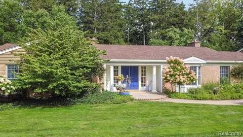 3617 Walbri Drive, Bloomfield Hills, MI 48304