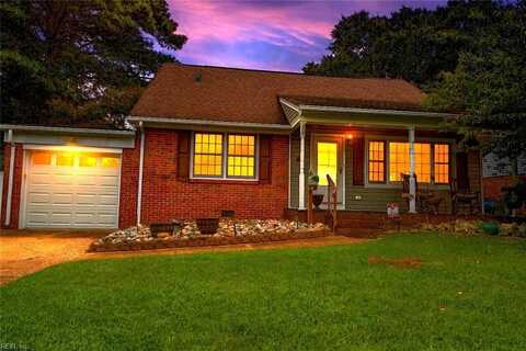 952 Redwood Circle, Virginia Beach, VA 23464