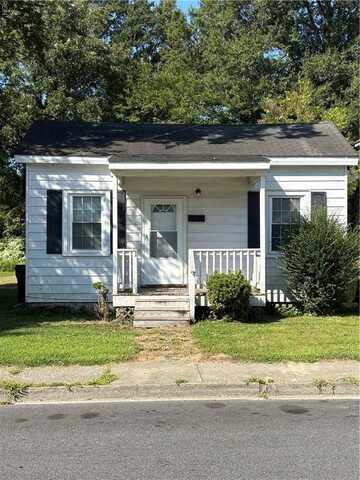 407 Hall Street, Franklin, VA 23851