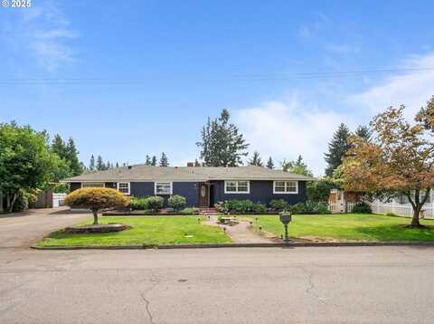 808 KENT ST, Silverton, OR 97381