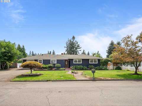 808 KENT ST, Silverton, OR 97381