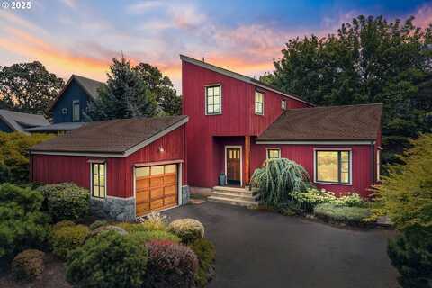 909 Nina LN, Hood River, OR 97031
