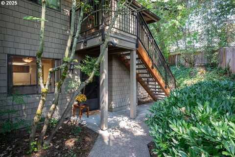 21 CRESTFIELD CT, Lake Oswego, OR 97035