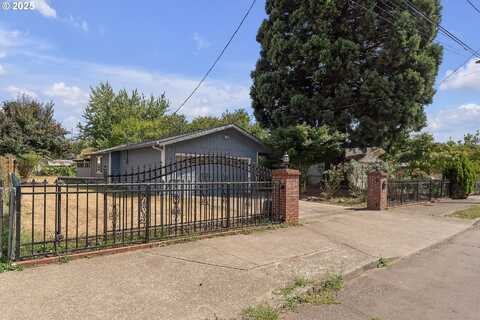 6530 SE 96TH AVE, Portland, OR 97266