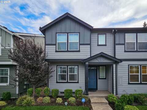 834 N 18TH AVE, Cornelius, OR 97113