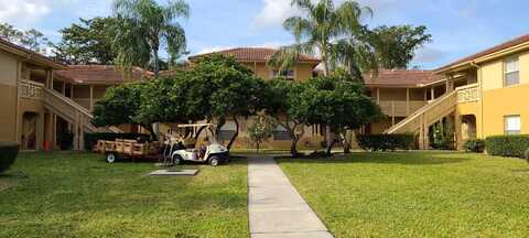4799 Via Palm Lakes, West Palm Beach, FL 33417