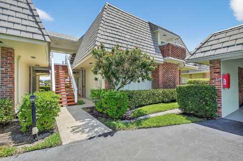 324 Orange Tree Drive, Atlantis, FL 33462