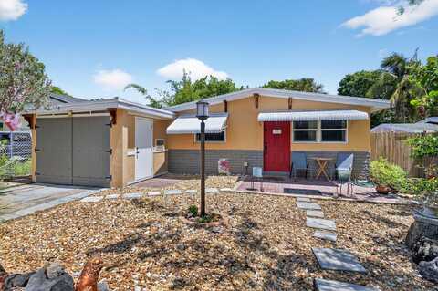 325 Jeffery Street, Boca Raton, FL 33487