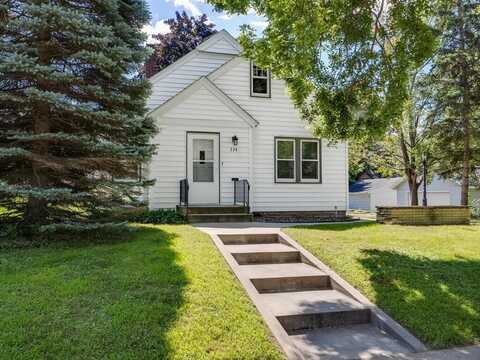 234 Haskell Street E, West Saint Paul, MN 55118