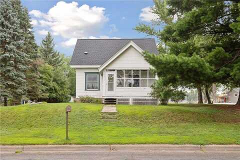 2371 14th Avenue E, North Saint Paul, MN 55109