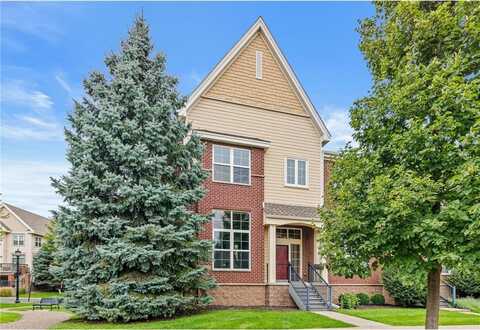 8137 Oakview Lane N, Maple Grove, MN 55369
