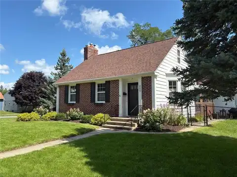 205 5th Street SW, Plainview, MN 55964