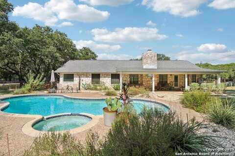 31477 Sunlight Dr., Bulverde, TX 78163