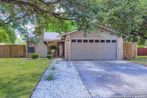 4814 Scott Carpenter Drive, Kirby, TX 78219