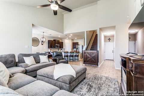 817 Pipe Gate, Cibolo, TX 78108